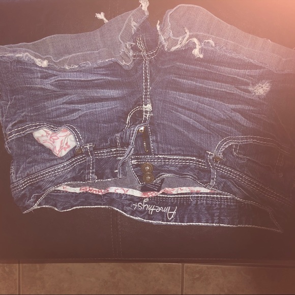 Shorts - Picture 1 of 2